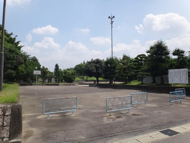 フォルトゥーナの周辺|中央公園まで110m