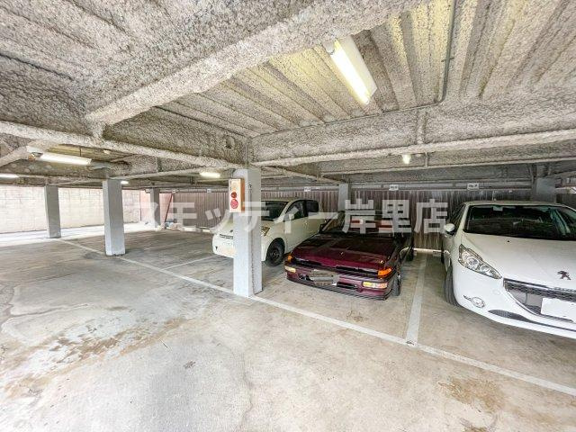グルパ住吉大社の駐車場