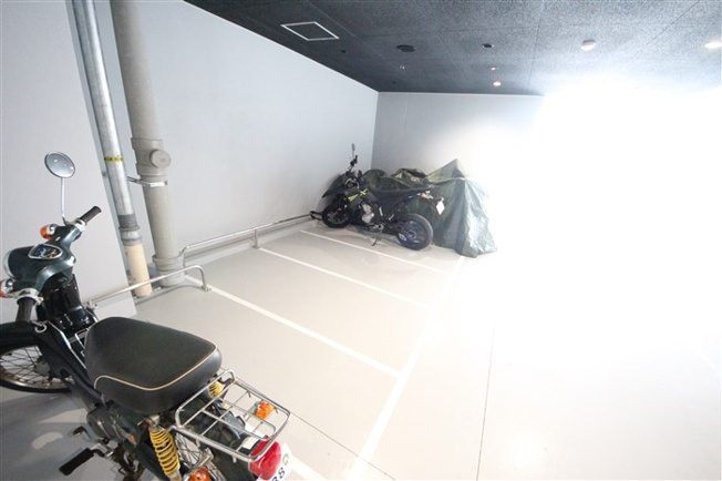【駐車場】 | S-RESIDENCE堺筋本町Uno