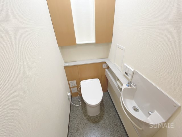 ＡＸＩＳ下町のトイレ|手洗い器付き！