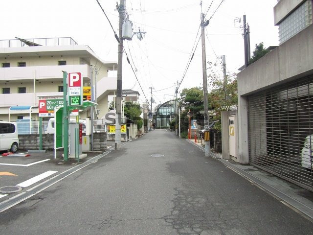 アサコートの周辺