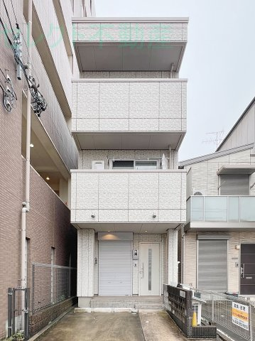 ヴァリアシオンの外観