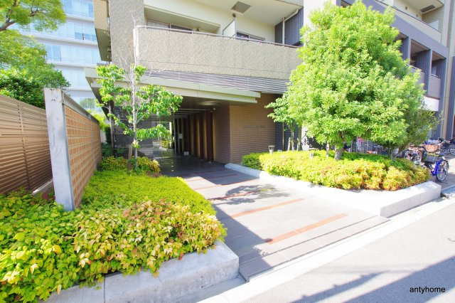 淀川ウエストタワー　仲介手数料無料のエントランス
