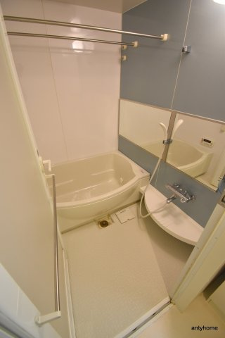 淀川ウエストタワー　仲介手数料無料の浴室