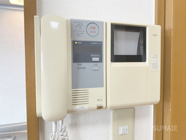 ＡＸＩＳ下町のセキュリティ|モニター付きインターホン！
