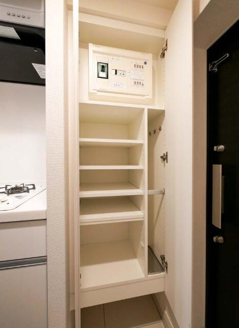 ＰＲＥＭＩＵＭ　ＣＵＢＥ　飯田橋＃ｍｏの収納|こまごまとしたものを収納できそうですね