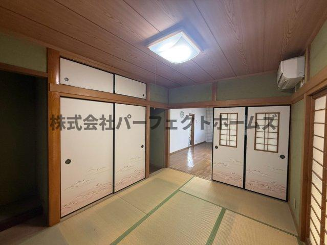 藤が尾3丁目戸建　賃貸の和室|柔らかい畳が心地よい和室