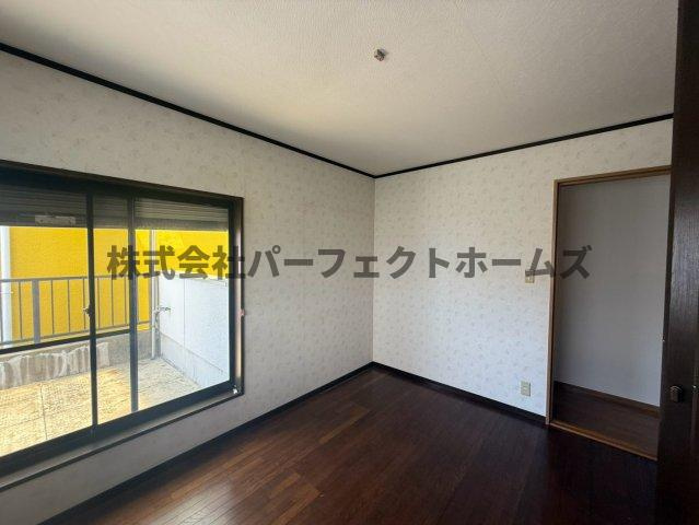 藤が尾3丁目戸建　賃貸の洋室|洋室です