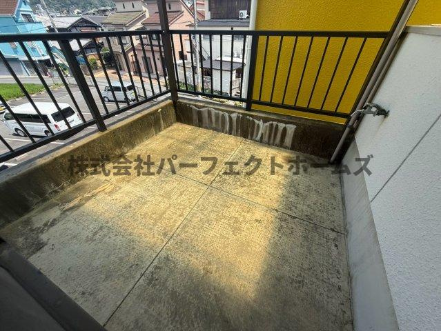 藤が尾3丁目戸建　賃貸のバルコニー|バルコニーがあります