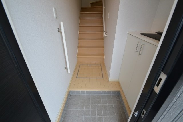 シャーメゾン沙羅ノ木 Ⅲ棟の玄関