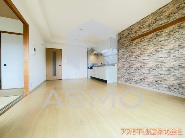 【居間・リビング】 | ル・アーブル東野田 | 同マンション別部屋　参考写真