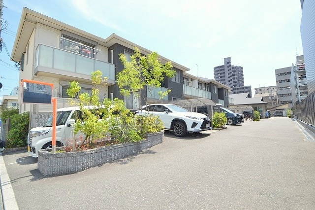 コンフォーザ庚午中