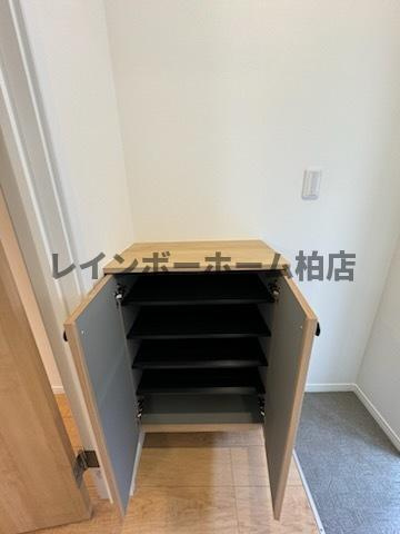 特典：仲介手数料が無料です!!の玄関|シンプルで使いやすい玄関です