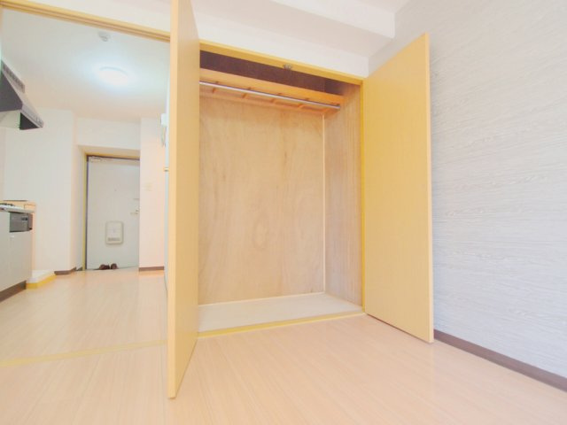 クレスト昭和中の収納