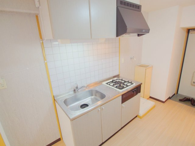 クレスト昭和中のキッチン