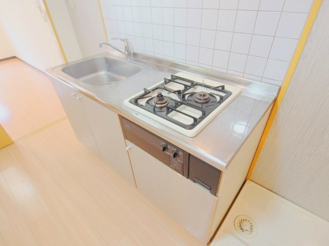 クレスト昭和中のキッチン