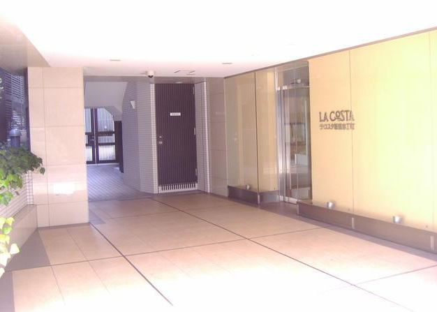 ラ・コスタ新宿余丁町のエントランス|ラ・コスタ新宿余丁町