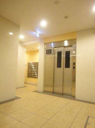 ラ・コスタ新宿余丁町の設備|エレベーター