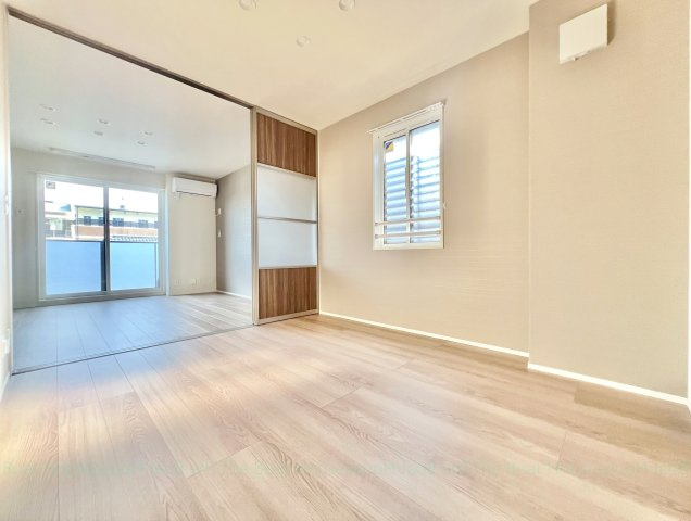 セレスティア藤江町の洋室