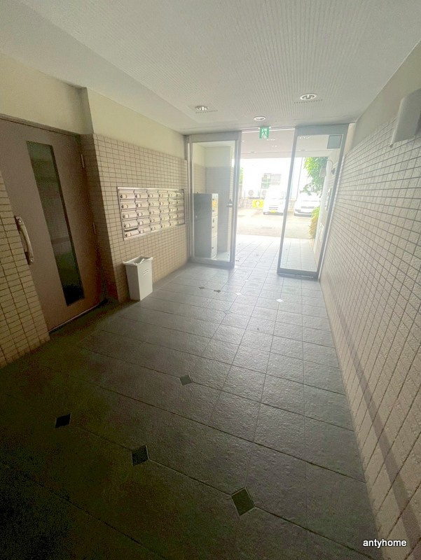 豊里セレニテ　仲介手数料無料のロビー