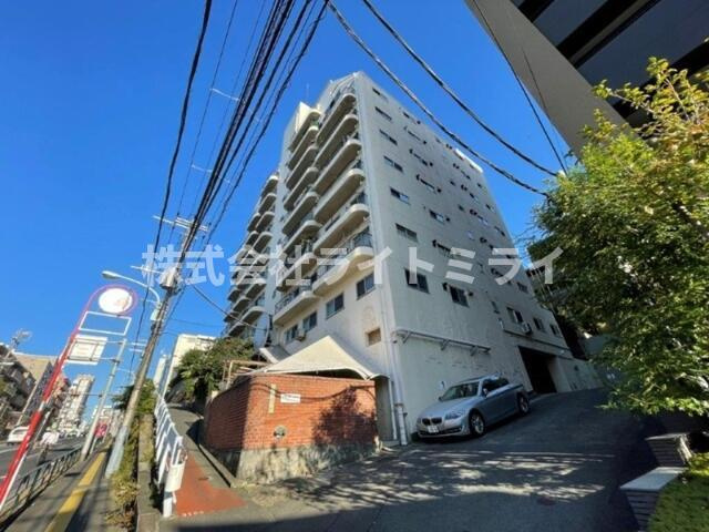 シャンボール文京の外観