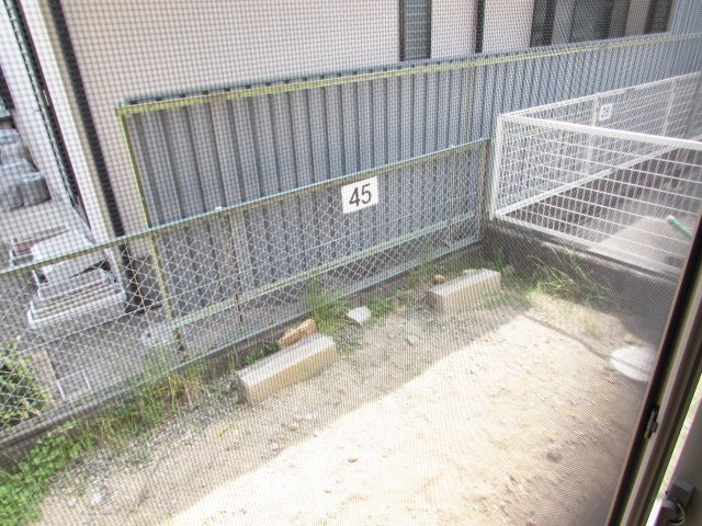 エール逆瀬川の庭