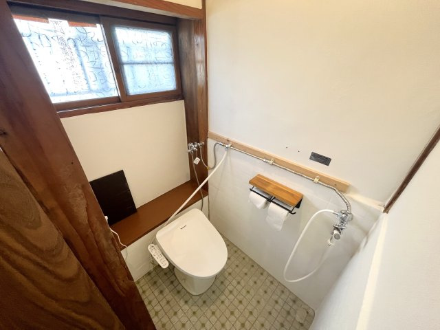 藤田町戸建てのトイレ