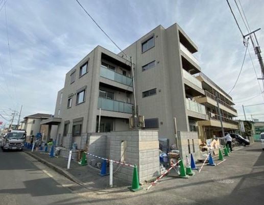 クレイドルユウシンの外観