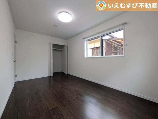 滑川町月の輪6丁目　中古戸建の寝室