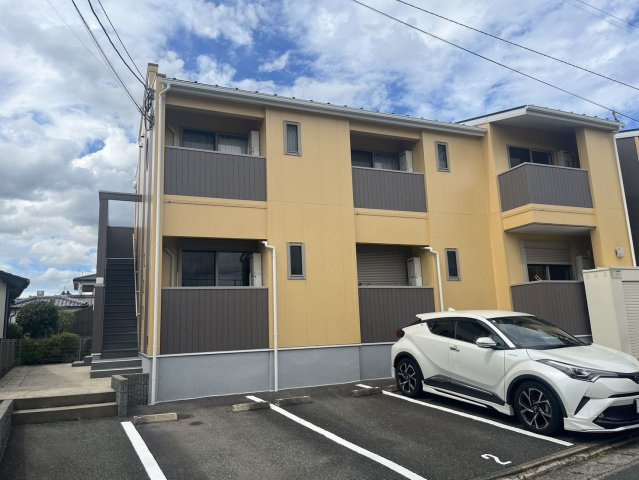 グランドアマレーⅢ番館