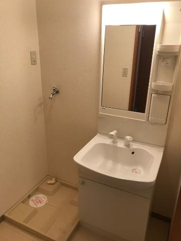 アミュレットの洗面所|洗髪洗面化粧台