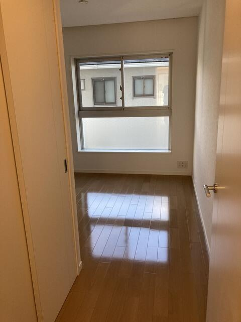 バーン　神楽坂の洋室