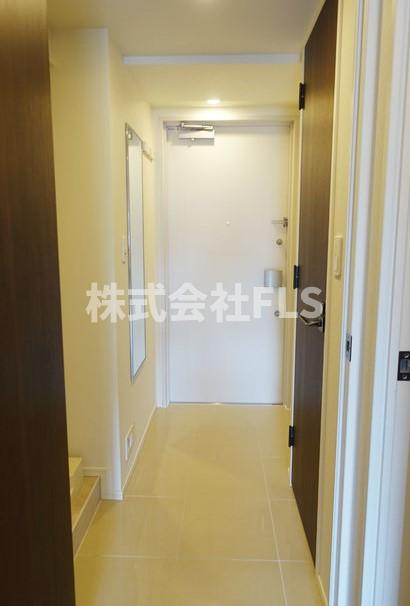 港区南青山７丁目の賃貸マンションの玄関