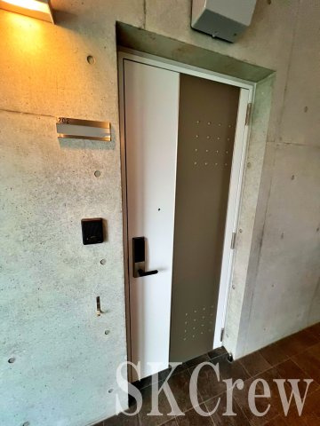 【玄関】 | ヴァレ中野本町 | 別号室の写真です