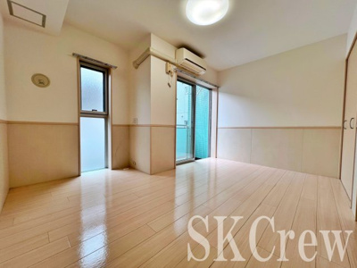 【居間・リビング】 | ヴァレ中野本町 | 別号室の写真です