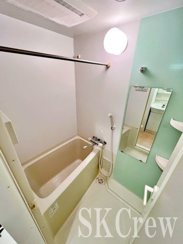 【浴室】 | ヴァレ中野本町 | 別号室の写真です