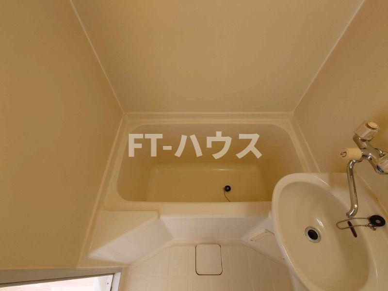 稲毛マリンハイツの浴室