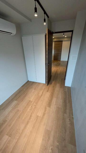 ＧＲＡＮＰＡＳＥＯ成城学園前の洋室|照明器具付きのお部屋です