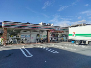 セブンイレブン世田谷…まで424m