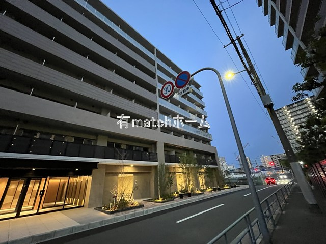 プレサンス京橋GREEN　YARDアルミラの外観