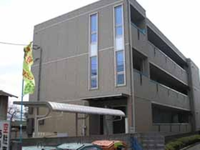 府中市本宿町２丁目のアパート