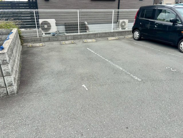 ヴィンヒル23の駐車場