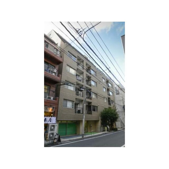 【外観】 | デュオ・スカーラ西新宿 | 鉄筋コンクリート造のがっちりとした建物。
