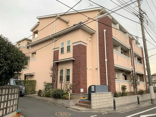 ルアーナガーデンⅡの外観
