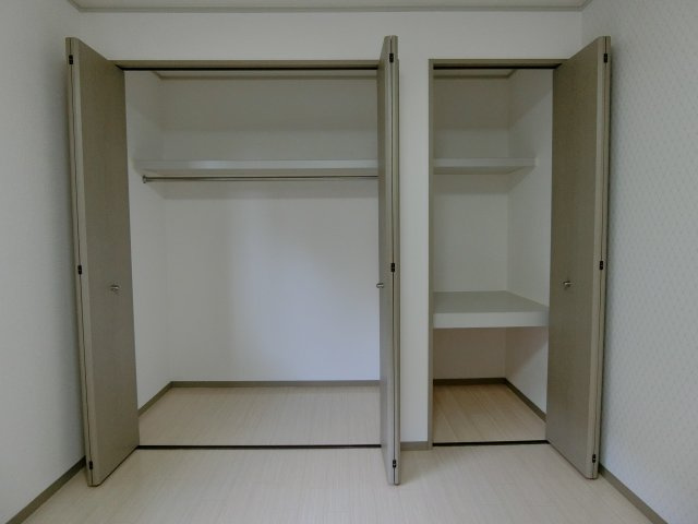 ユーステージ B棟の収納