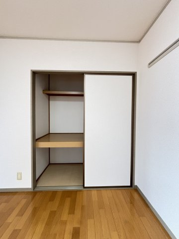 ユーステージ B棟の洋室