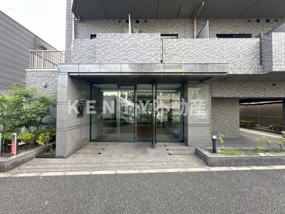 【エントランス】 | ルーブル大鳥居参番館 | 建物の内部です