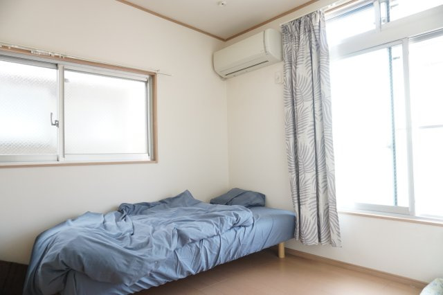 中古戸建　守口市大庭町1丁目（昭和51年築）【フルリノベ済】の洋室