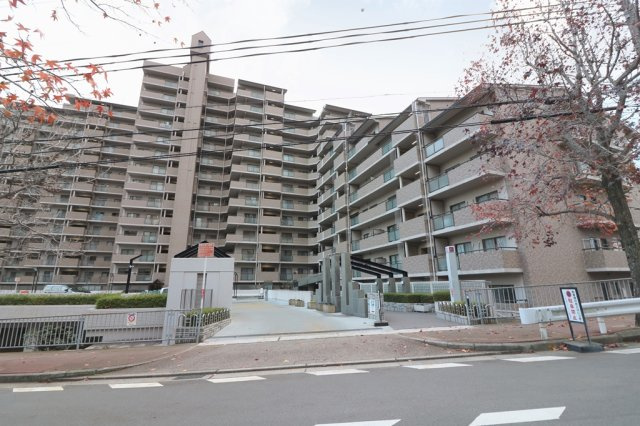 ラ・ビスタ宝塚ウエストウイング三番館