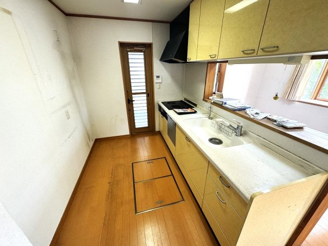 石渡中古住宅のキッチン